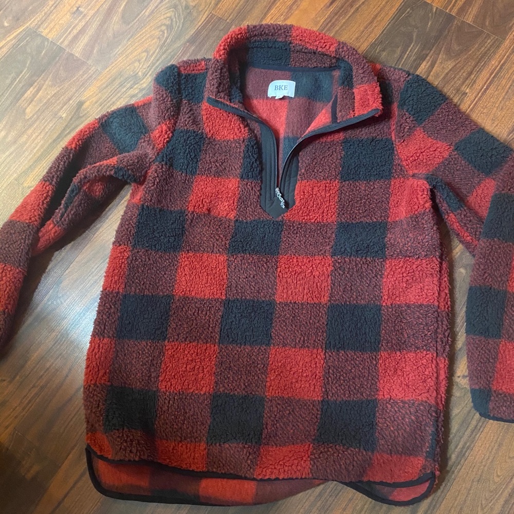 Brand new BKE from buckle pullover
